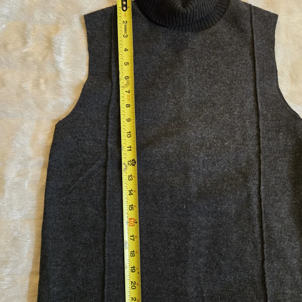 Zara Dark Gray Sleeveless Turtlessneck Sweater - Picture 5 of 6